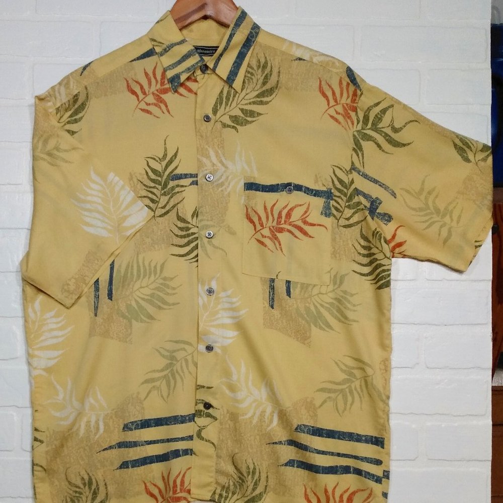 Havanera Co. men's lightweight yellow floral tropical short sleeve shirt